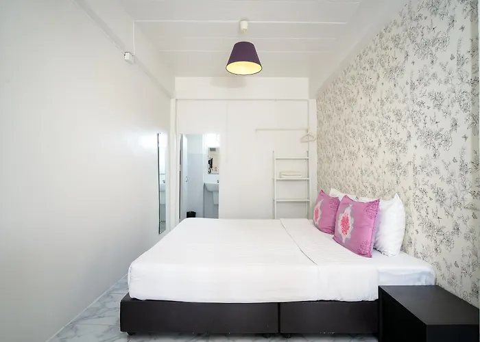 Hotel Take A Rest Donmueang Bangkok