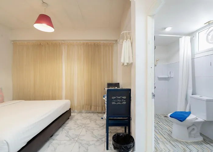 Hotel Take A Rest Donmueang Bangkok